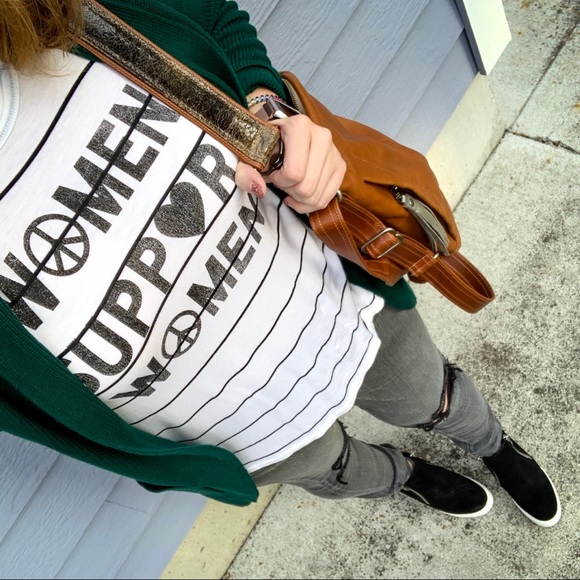 Meet your Posher, Melissa - Picture 4 of 8